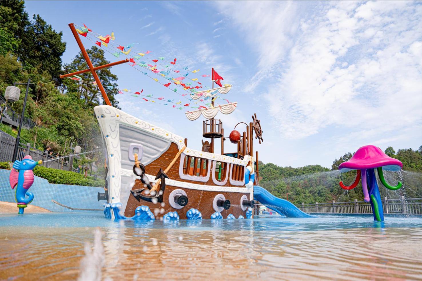 Wyndham Grand Plaza Royale Hot Springs Fenghuang Ξενοδοχείο Εξωτερικό φωτογραφία