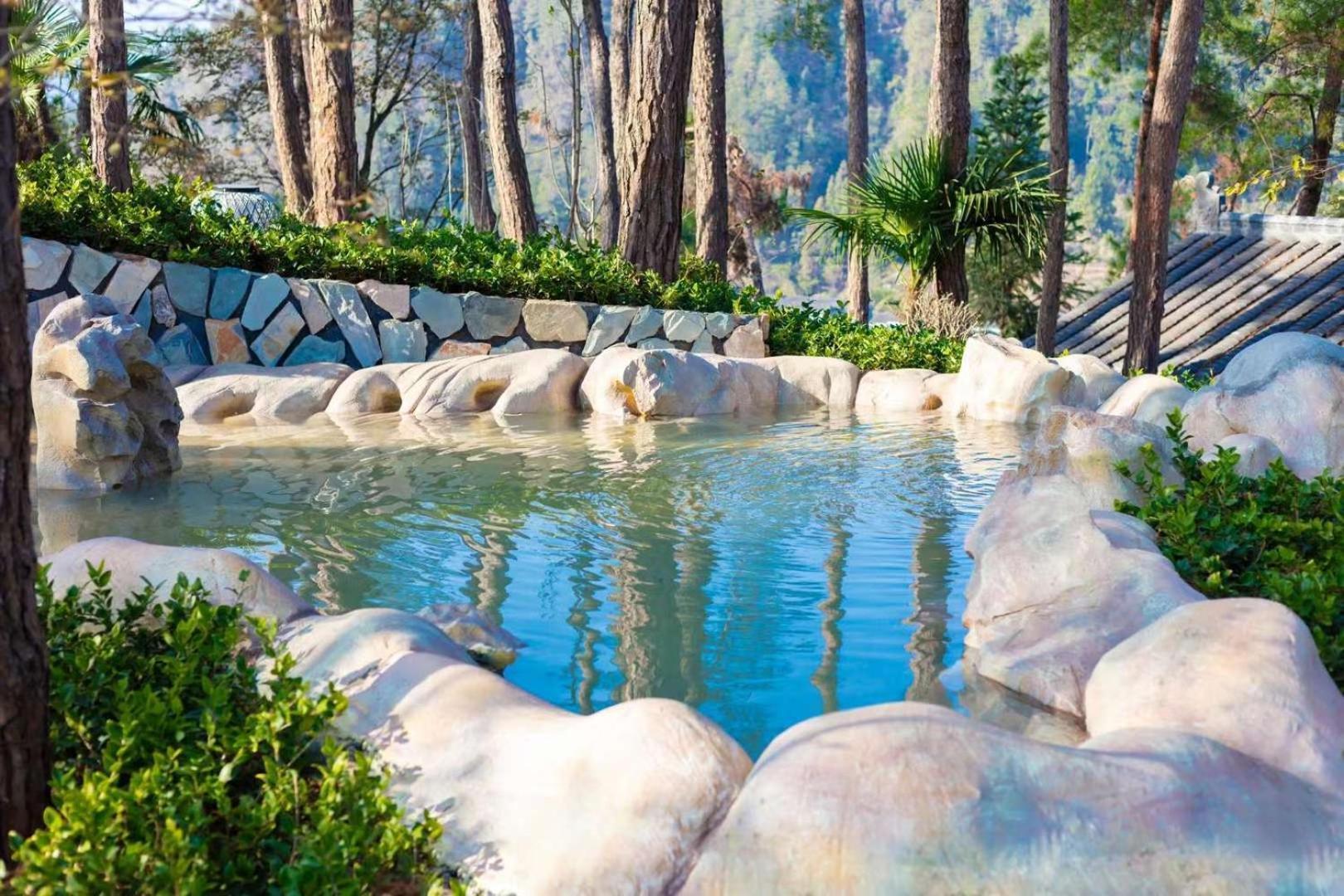 Wyndham Grand Plaza Royale Hot Springs Fenghuang Ξενοδοχείο Εξωτερικό φωτογραφία