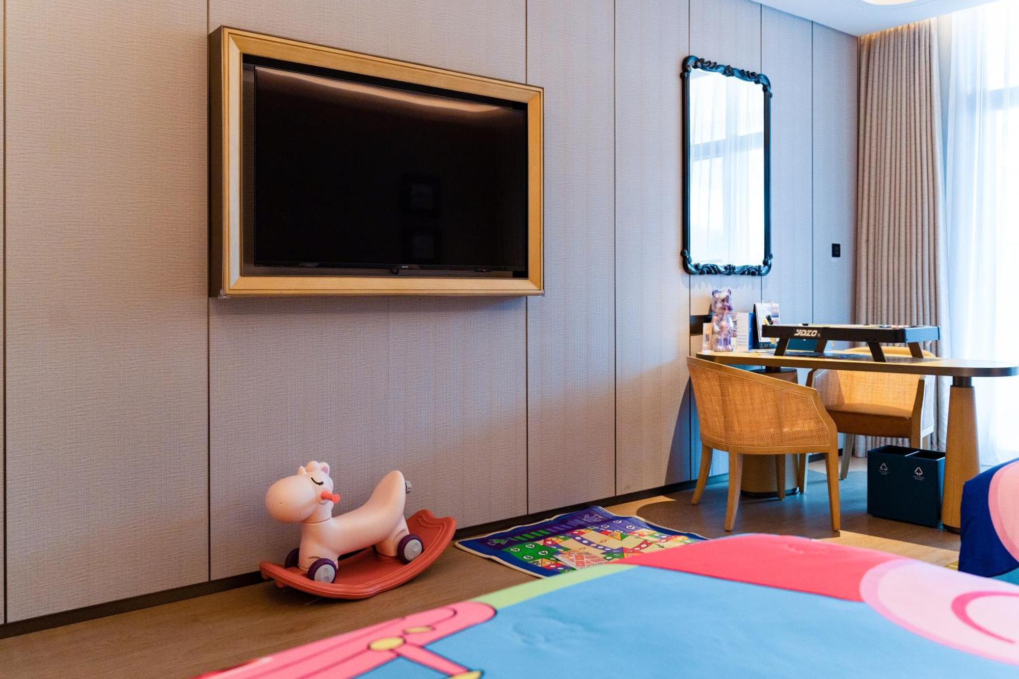 Wyndham Grand Plaza Royale Hot Springs Fenghuang Ξενοδοχείο Εξωτερικό φωτογραφία